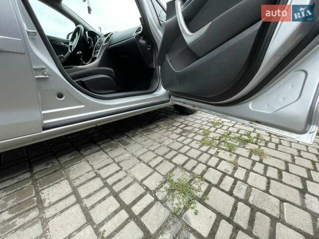 Серый Опель Астра, объемом двигателя 1.2 л и пробегом 289 тыс. км за 5800 $, фото 27 на Automoto.ua