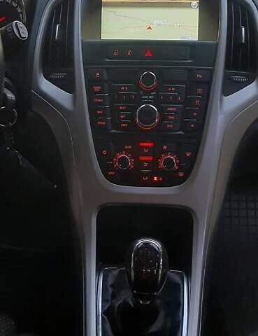 Серый Опель Астра, объемом двигателя 1.7 л и пробегом 248 тыс. км за 6950 $, фото 32 на Automoto.ua