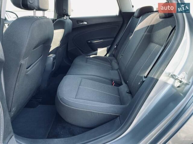 Серый Опель Астра, объемом двигателя 1.7 л и пробегом 259 тыс. км за 7700 $, фото 26 на Automoto.ua