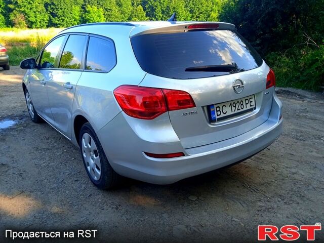 Сірий Опель Астра, об'ємом двигуна 1.7 л та пробігом 236 тис. км за 7000 $, фото 2 на Automoto.ua