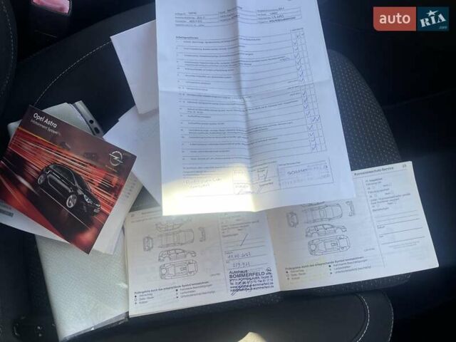 Серый Опель Астра, объемом двигателя 1.7 л и пробегом 259 тыс. км за 7700 $, фото 50 на Automoto.ua