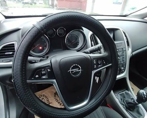 Серый Опель Астра, объемом двигателя 1.3 л и пробегом 236 тыс. км за 6950 $, фото 18 на Automoto.ua