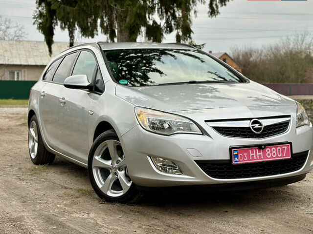 Серый Опель Астра, объемом двигателя 1.6 л и пробегом 148 тыс. км за 7800 $, фото 5 на Automoto.ua