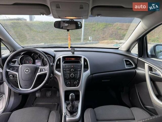 Сірий Опель Астра, об'ємом двигуна 1.3 л та пробігом 255 тис. км за 5800 $, фото 8 на Automoto.ua