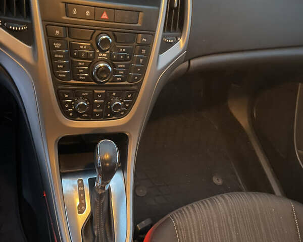 Серый Опель Астра, объемом двигателя 2 л и пробегом 219 тыс. км за 8999 $, фото 14 на Automoto.ua