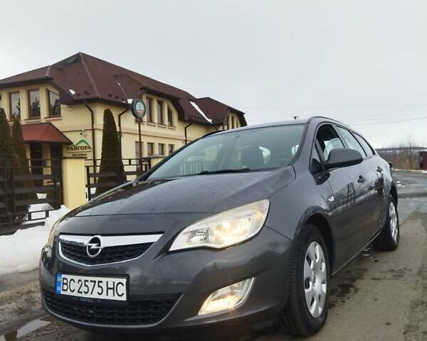 Серый Опель Астра, объемом двигателя 1.69 л и пробегом 240 тыс. км за 6150 $, фото 26 на Automoto.ua