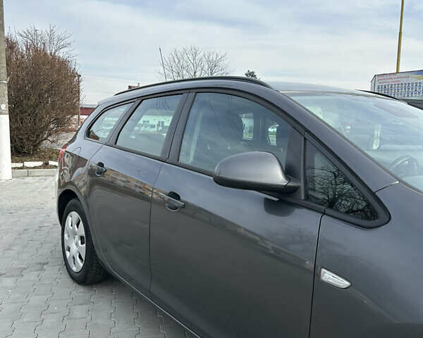 Серый Опель Астра, объемом двигателя 1.3 л и пробегом 278 тыс. км за 5499 $, фото 3 на Automoto.ua