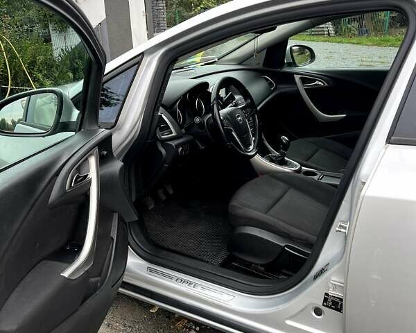 Серый Опель Астра, объемом двигателя 1.69 л и пробегом 380 тыс. км за 6999 $, фото 22 на Automoto.ua