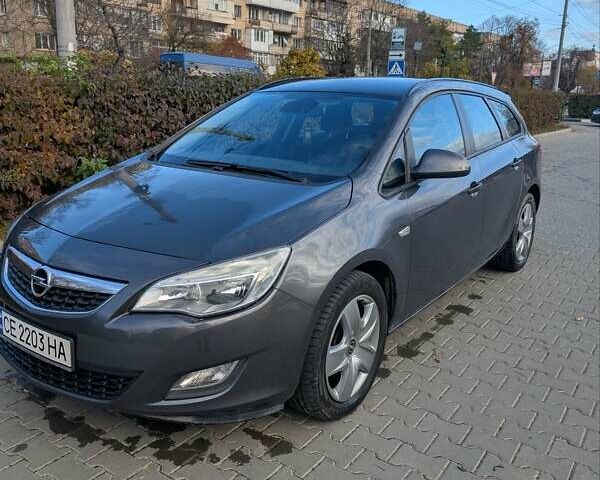 Опель Астра 2011 в Черновцах на Automoto.ua Серый Опель Астра, объемом двигателя 1.7 л и пробегом 289 тыс. км за 7000 $, фото 5 на Automoto.ua