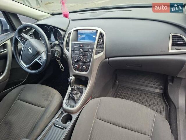 Сірий Опель Астра, об'ємом двигуна 1.4 л та пробігом 300 тис. км за 6400 $, фото 17 на Automoto.ua