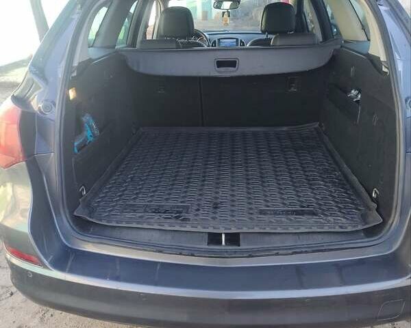 Серый Опель Астра, объемом двигателя 1.7 л и пробегом 265 тыс. км за 6499 $, фото 12 на Automoto.ua