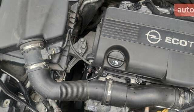 Серый Опель Астра, объемом двигателя 1.69 л и пробегом 248 тыс. км за 7200 $, фото 11 на Automoto.ua