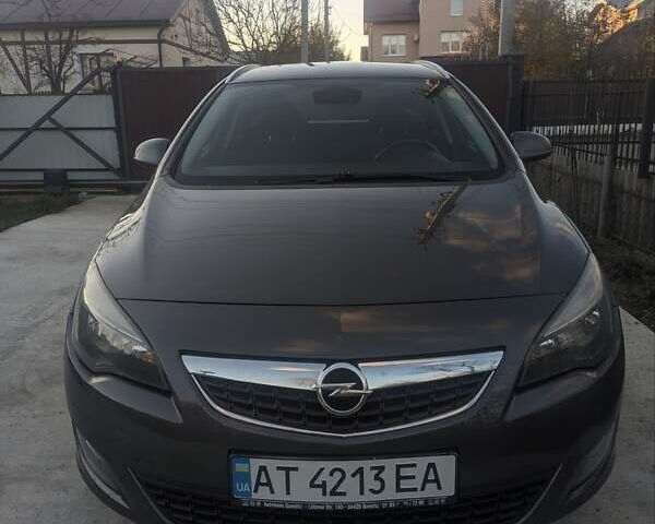 Серый Опель Астра, объемом двигателя 1.3 л и пробегом 264 тыс. км за 7300 $, фото 3 на Automoto.ua