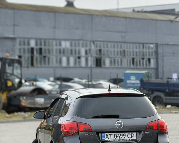 Серый Опель Астра, объемом двигателя 1.69 л и пробегом 412 тыс. км за 6500 $, фото 6 на Automoto.ua