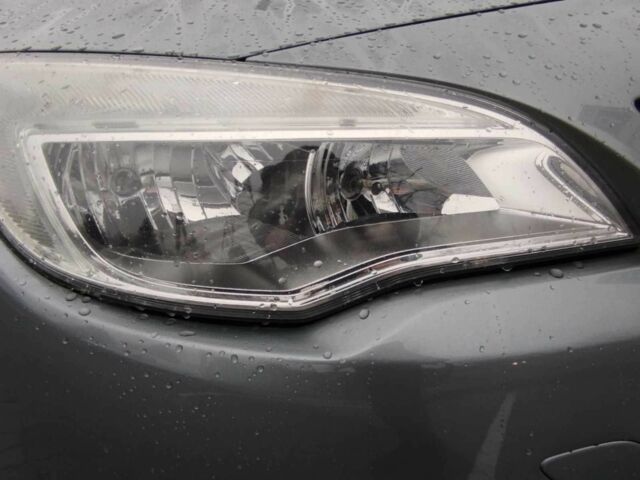 Серый Опель Астра, объемом двигателя 1.2 л и пробегом 254 тыс. км за 5000 $, фото 14 на Automoto.ua