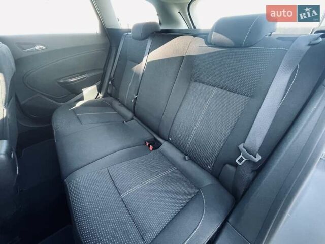 Серый Опель Астра, объемом двигателя 1.7 л и пробегом 259 тыс. км за 7700 $, фото 30 на Automoto.ua