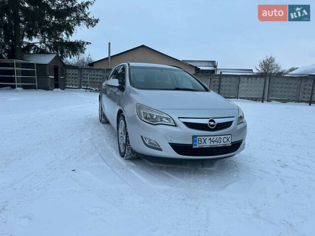 Сірий Опель Астра, об'ємом двигуна 1.7 л та пробігом 248 тис. км за 6700 $, фото 2 на Automoto.ua