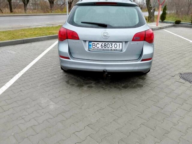 Серый Опель Астра, объемом двигателя 1.2 л и пробегом 254 тыс. км за 5000 $, фото 5 на Automoto.ua