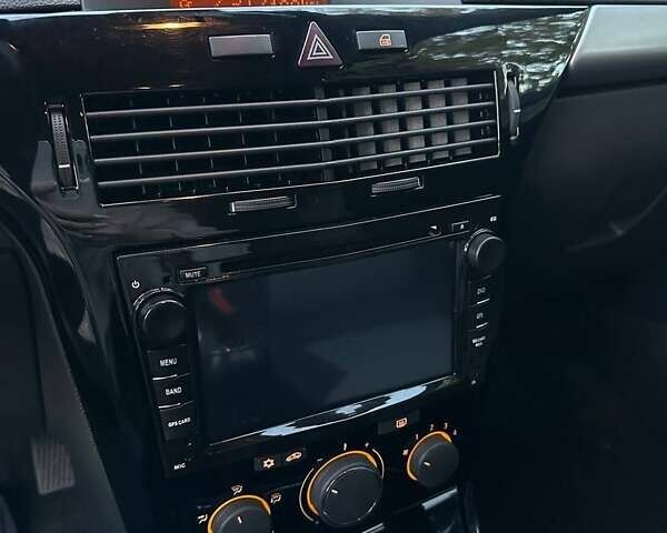 Опель Астра 2011 в Луцке на Automoto.ua Серый Опель Астра, объемом двигателя 1.6 л и пробегом 172 тыс. км за 5900 $, фото 22 на Automoto.ua