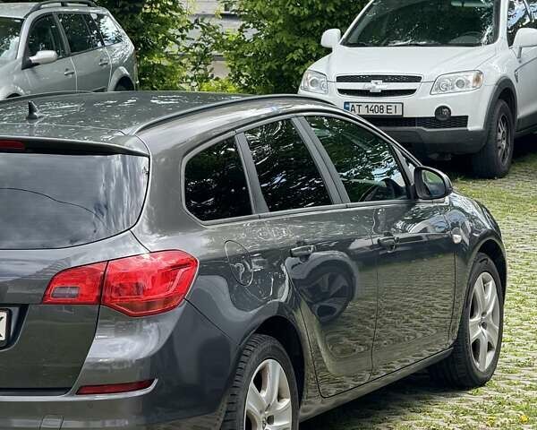 Сірий Опель Астра, об'ємом двигуна 2 л та пробігом 290 тис. км за 7200 $, фото 10 на Automoto.ua