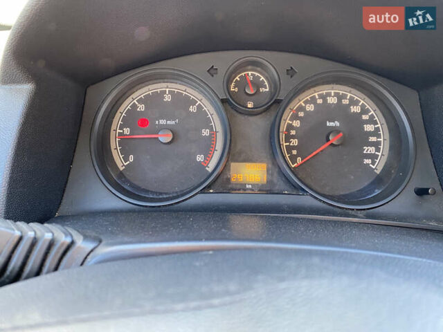 Опель Астра 2011 в Косове на Automoto.ua Серый Опель Астра, объемом двигателя 1.7 л и пробегом 290 тыс. км за 4300 $, фото 16 на Automoto.ua