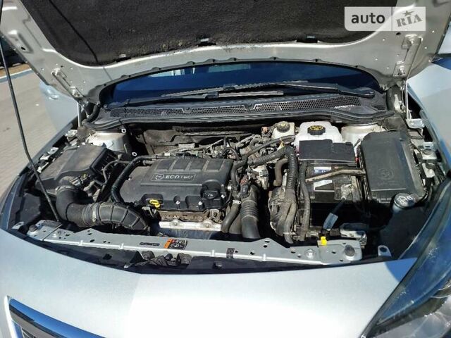 Серый Опель Астра, объемом двигателя 1.4 л и пробегом 126 тыс. км за 6200 $, фото 9 на Automoto.ua