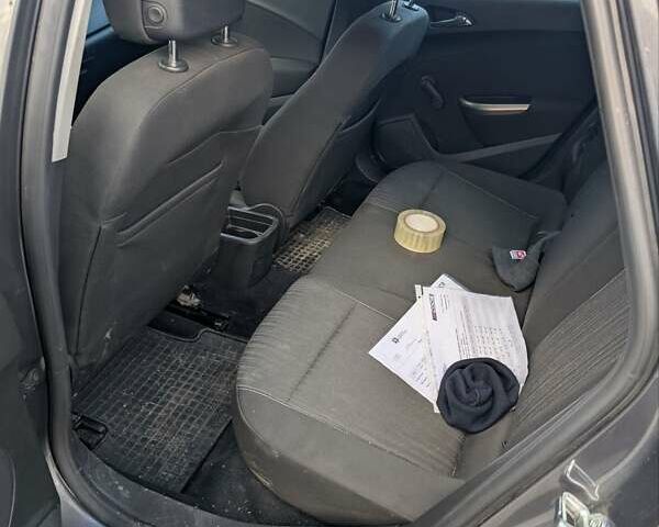 Опель Астра 2011 в Черновцах на Automoto.ua Серый Опель Астра, объемом двигателя 1.7 л и пробегом 289 тыс. км за 7000 $, фото 14 на Automoto.ua