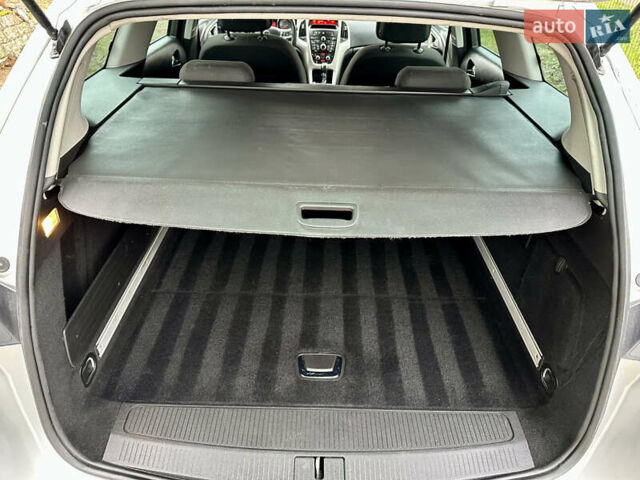 Серый Опель Астра, объемом двигателя 1.6 л и пробегом 148 тыс. км за 7800 $, фото 32 на Automoto.ua