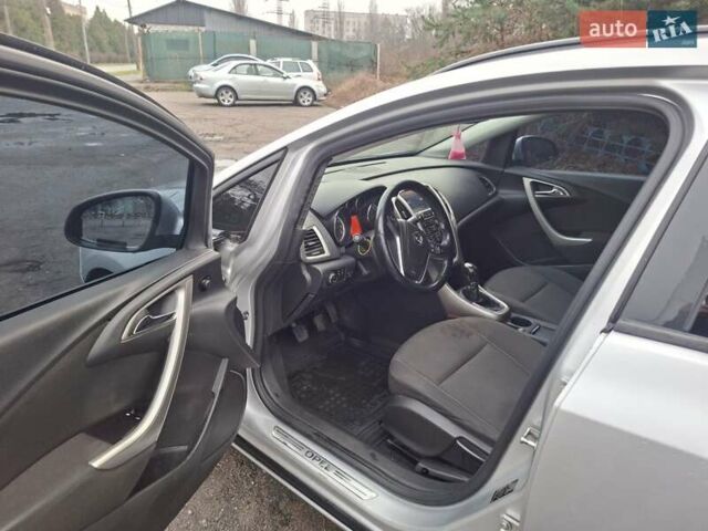 Сірий Опель Астра, об'ємом двигуна 1.4 л та пробігом 300 тис. км за 6400 $, фото 16 на Automoto.ua