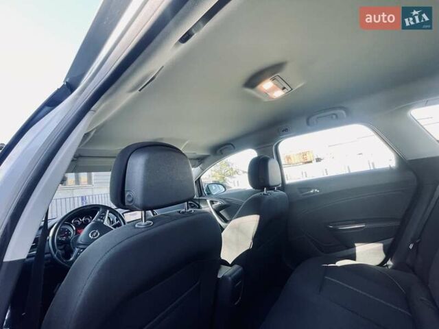 Серый Опель Астра, объемом двигателя 1.7 л и пробегом 259 тыс. км за 7700 $, фото 28 на Automoto.ua