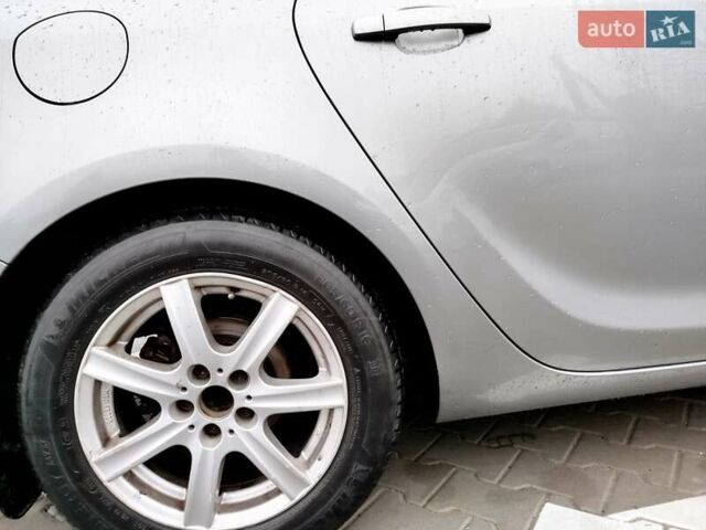 Серый Опель Астра, объемом двигателя 1.25 л и пробегом 254 тыс. км за 5000 $, фото 9 на Automoto.ua