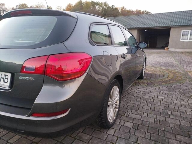 Опель Астра 2011 в Коломые на Automoto.ua Серый Опель Астра, объемом двигателя 1.2 л и пробегом 240 тыс. км за 5400 $, фото 4 на Automoto.ua