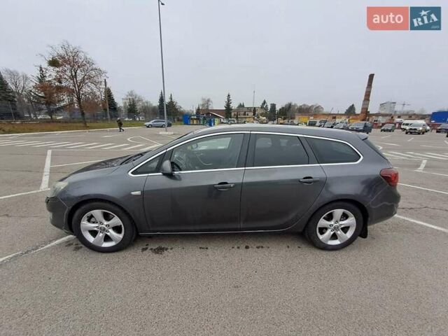Сірий Опель Астра, об'ємом двигуна 1.7 л та пробігом 264 тис. км за 6500 $, фото 1 на Automoto.ua
