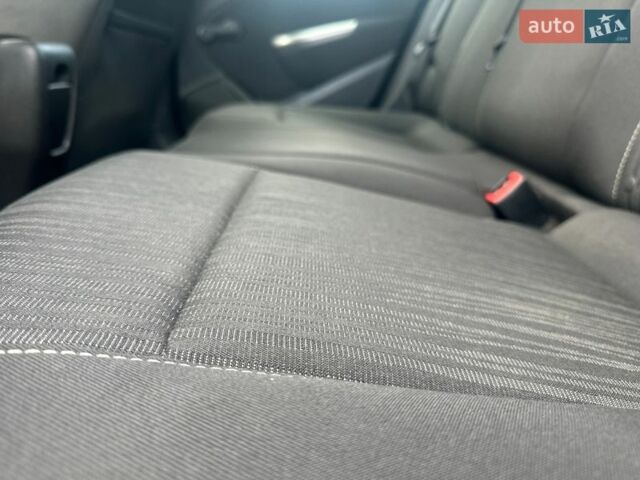 Серый Опель Астра, объемом двигателя 1.69 л и пробегом 248 тыс. км за 6950 $, фото 13 на Automoto.ua