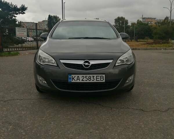 Опель Астра 2011 у Києві на Automoto.ua Сірий Опель Астра, об'ємом двигуна 1.3 л та пробігом 254 тис. км за 7200 $, фото 7 на Automoto.ua