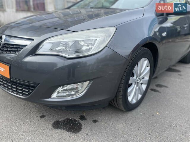 Сірий Опель Астра, об'ємом двигуна 1.7 л та пробігом 204 тис. км за 8700 $, фото 10 на Automoto.ua