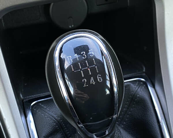 Опель Астра 2011 у Луцьку на Automoto.ua Сірий Опель Астра, об'ємом двигуна 1.4 л та пробігом 125 тис. км за 6700 $, фото 11 на Automoto.ua