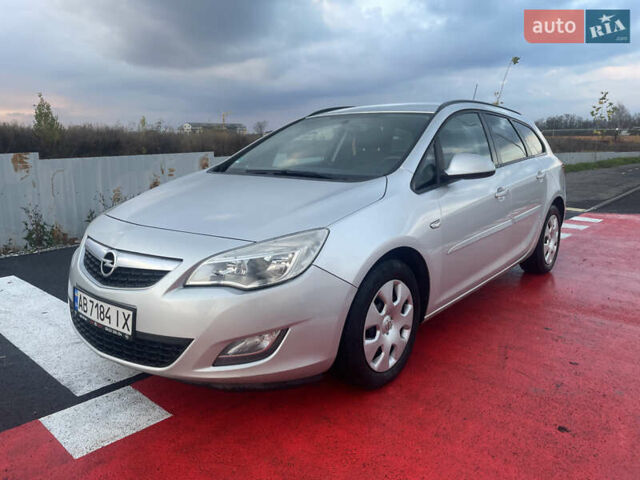 Серый Опель Астра, объемом двигателя 1.3 л и пробегом 255 тыс. км за 5700 $, фото 2 на Automoto.ua