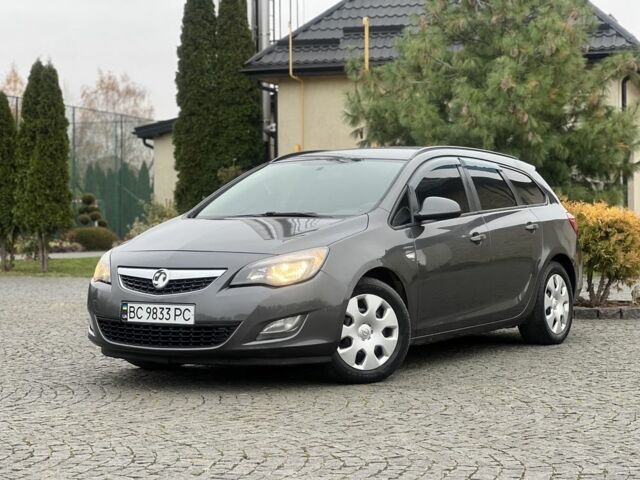 Серый Опель Астра, объемом двигателя 1.2 л и пробегом 264 тыс. км за 4750 $, фото 5 на Automoto.ua