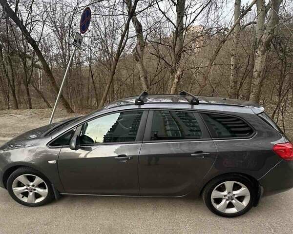 Серый Опель Астра, объемом двигателя 1.6 л и пробегом 225 тыс. км за 6800 $, фото 6 на Automoto.ua