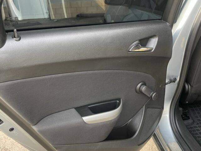 Сірий Опель Астра, об'ємом двигуна 2 л та пробігом 300 тис. км за 7300 $, фото 5 на Automoto.ua