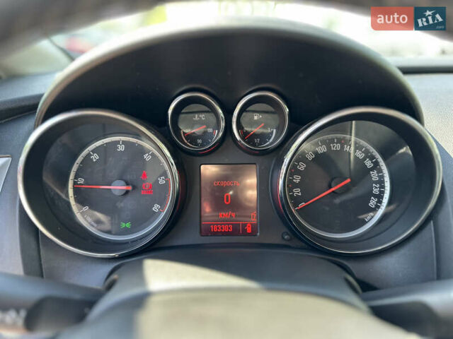 Серый Опель Астра, объемом двигателя 1.7 л и пробегом 183 тыс. км за 7900 $, фото 16 на Automoto.ua