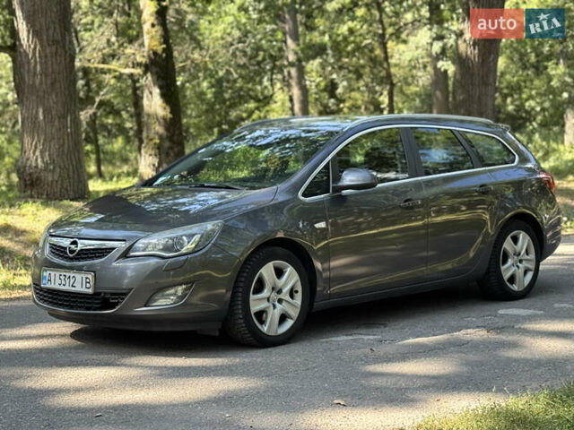 Сірий Опель Астра, об'ємом двигуна 1.69 л та пробігом 160 тис. км за 6000 $, фото 4 на Automoto.ua