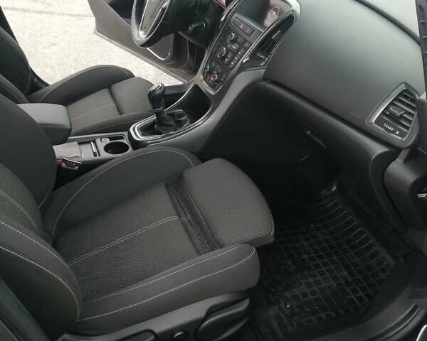 Опель Астра 2011 у Києві на Automoto.ua Сірий Опель Астра, об'ємом двигуна 1.3 л та пробігом 254 тис. км за 7200 $, фото 9 на Automoto.ua