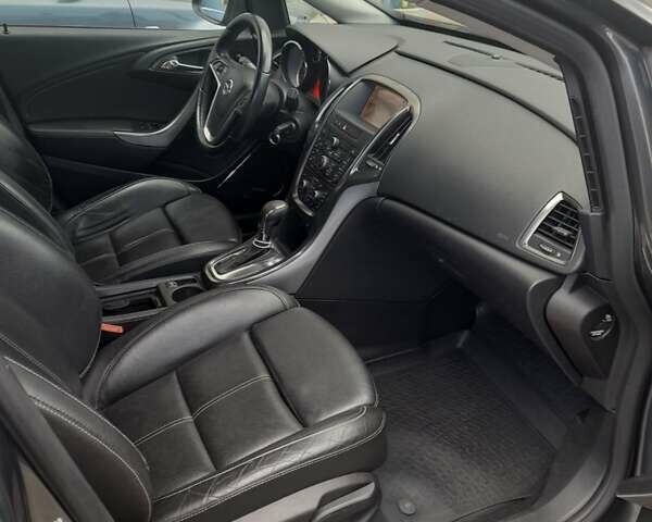 Серый Опель Астра, объемом двигателя 2 л и пробегом 244 тыс. км за 8300 $, фото 11 на Automoto.ua