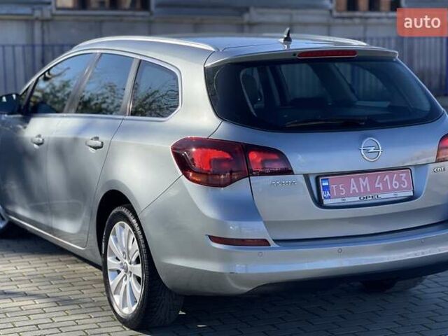 Серый Опель Астра, объемом двигателя 1.7 л и пробегом 259 тыс. км за 7700 $, фото 15 на Automoto.ua