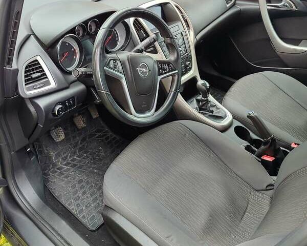 Сірий Опель Астра, об'ємом двигуна 1.7 л та пробігом 240 тис. км за 5700 $, фото 6 на Automoto.ua