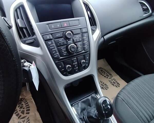 Серый Опель Астра, объемом двигателя 1.3 л и пробегом 236 тыс. км за 6950 $, фото 19 на Automoto.ua