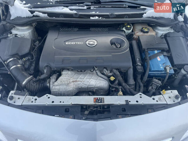 Серый Опель Астра, объемом двигателя 2 л и пробегом 219 тыс. км за 8999 $, фото 11 на Automoto.ua