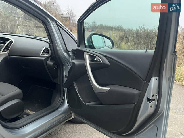 Сірий Опель Астра, об'ємом двигуна 1.96 л та пробігом 260 тис. км за 4950 $, фото 11 на Automoto.ua